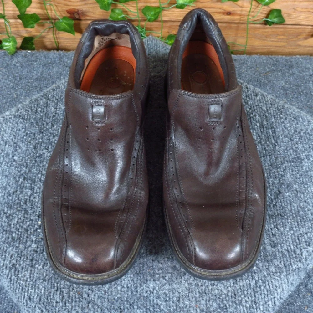 Clarks unstructured un